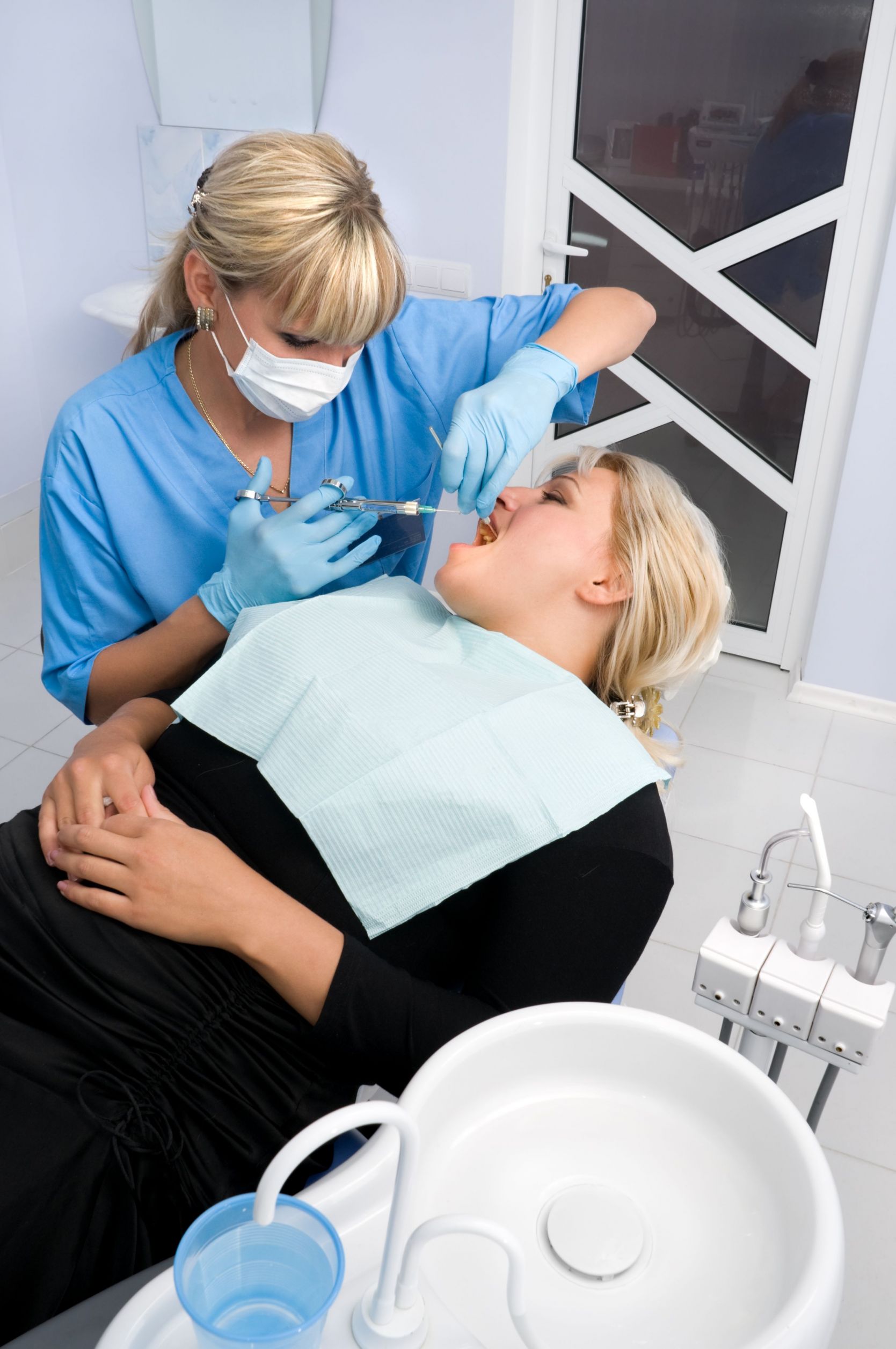 Four Tips For Finding Family Dental Clinics Close To Me