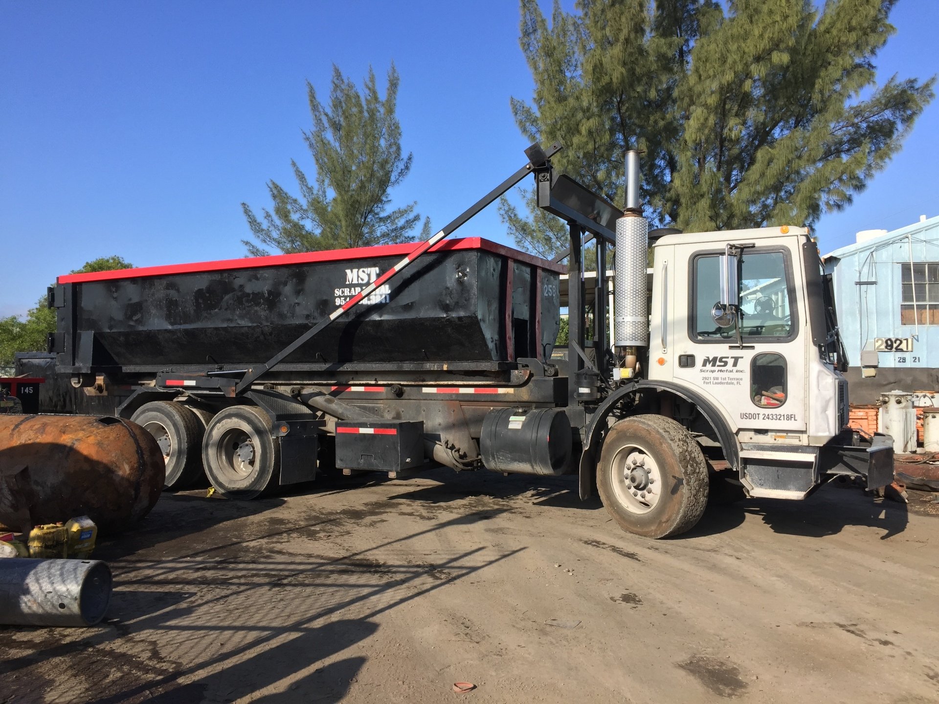 Benefits of Professional Trash Hauling in West Palm Beach, FL During ...