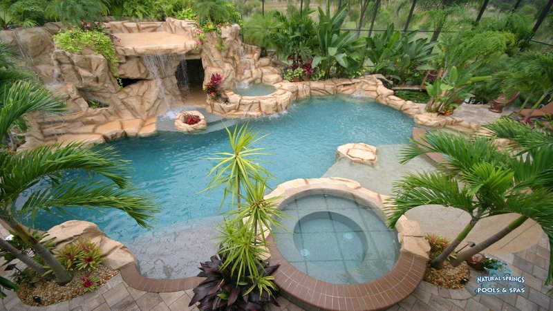 Waterfall Pools in Tampa – Add a Touch of Class to Your House